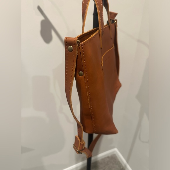 Medium Portland Leather Brown Tote Bag - Picture 5 of 7